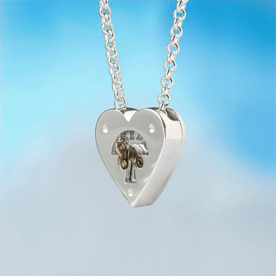 KEY TO MY HEART PENDANT - Kinetic Necklace (Silver & Gold)