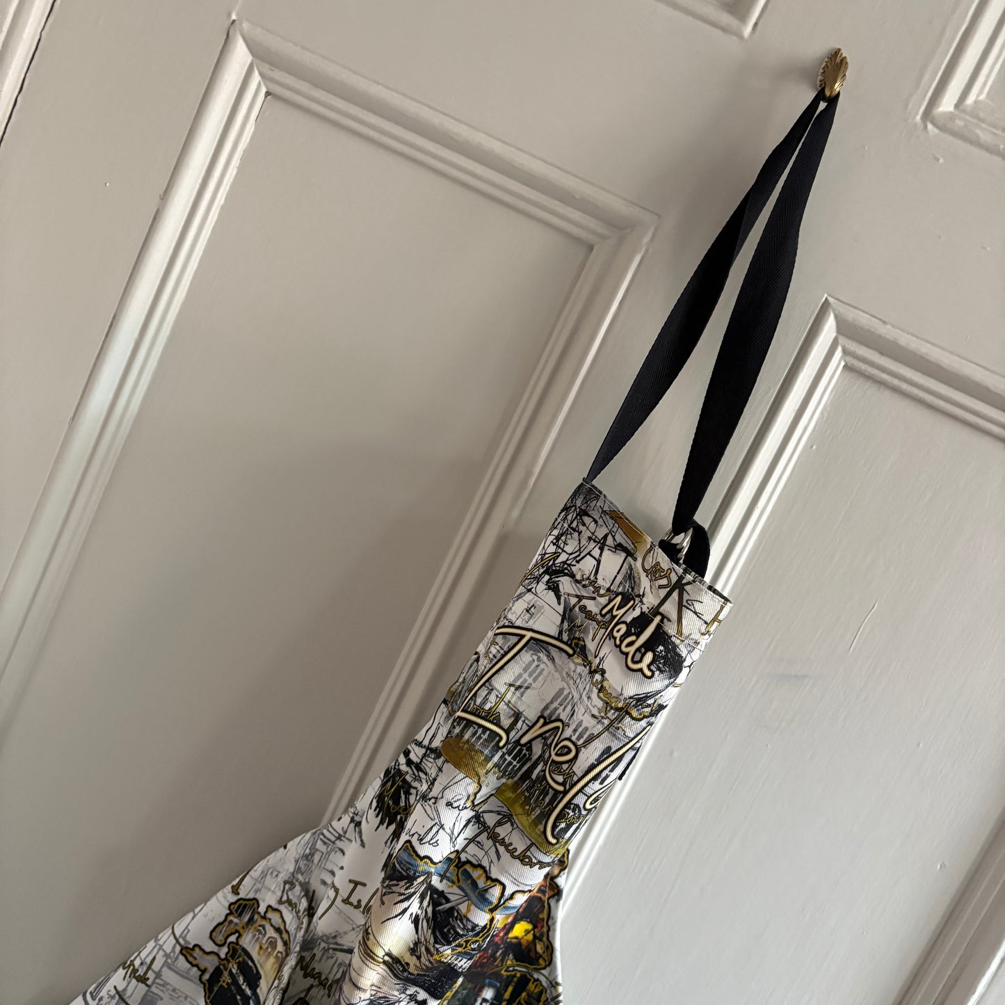 Made in Ireland Adult Apron - We Have It Wrapped Up