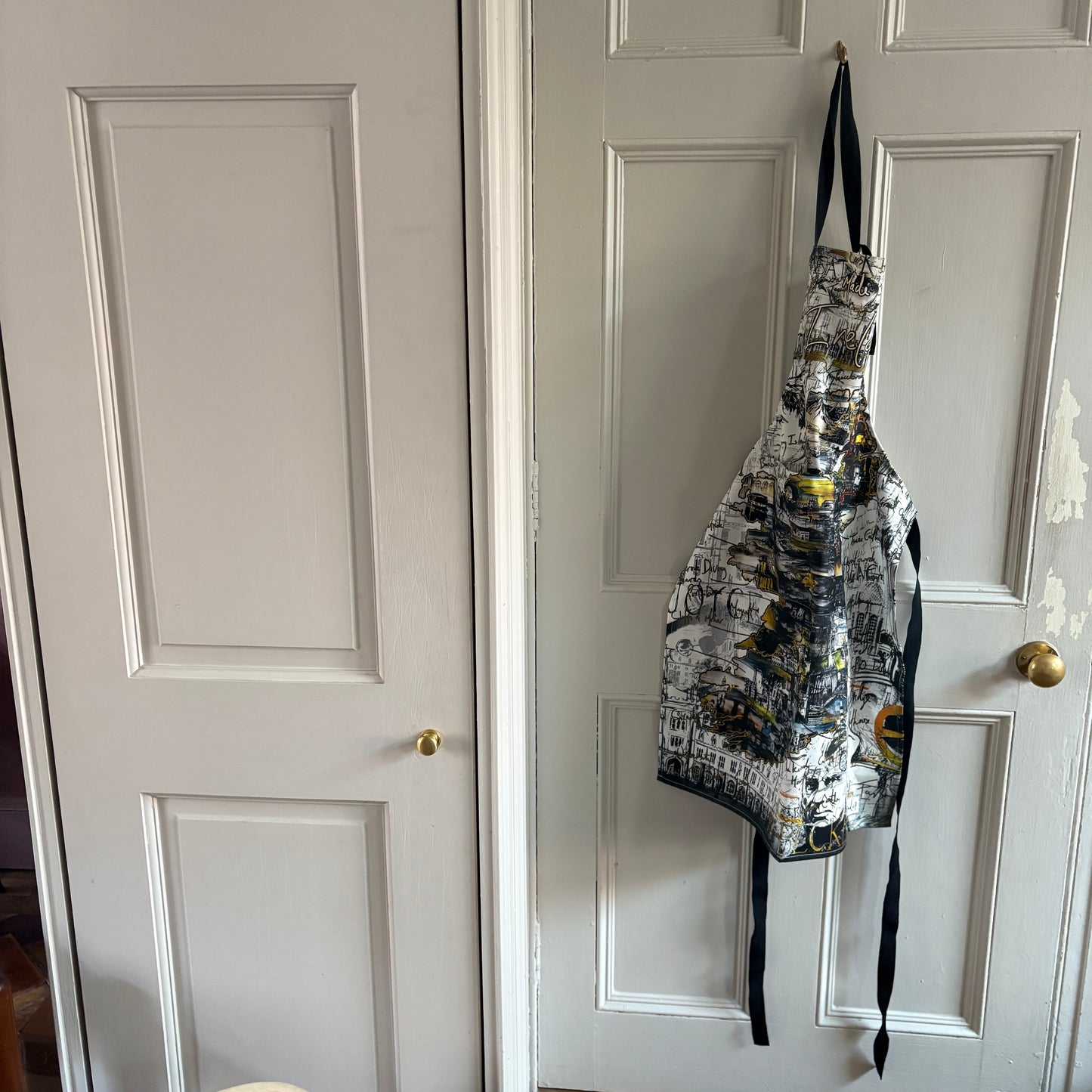 Made in Ireland Adult Apron - We Have It Wrapped Up