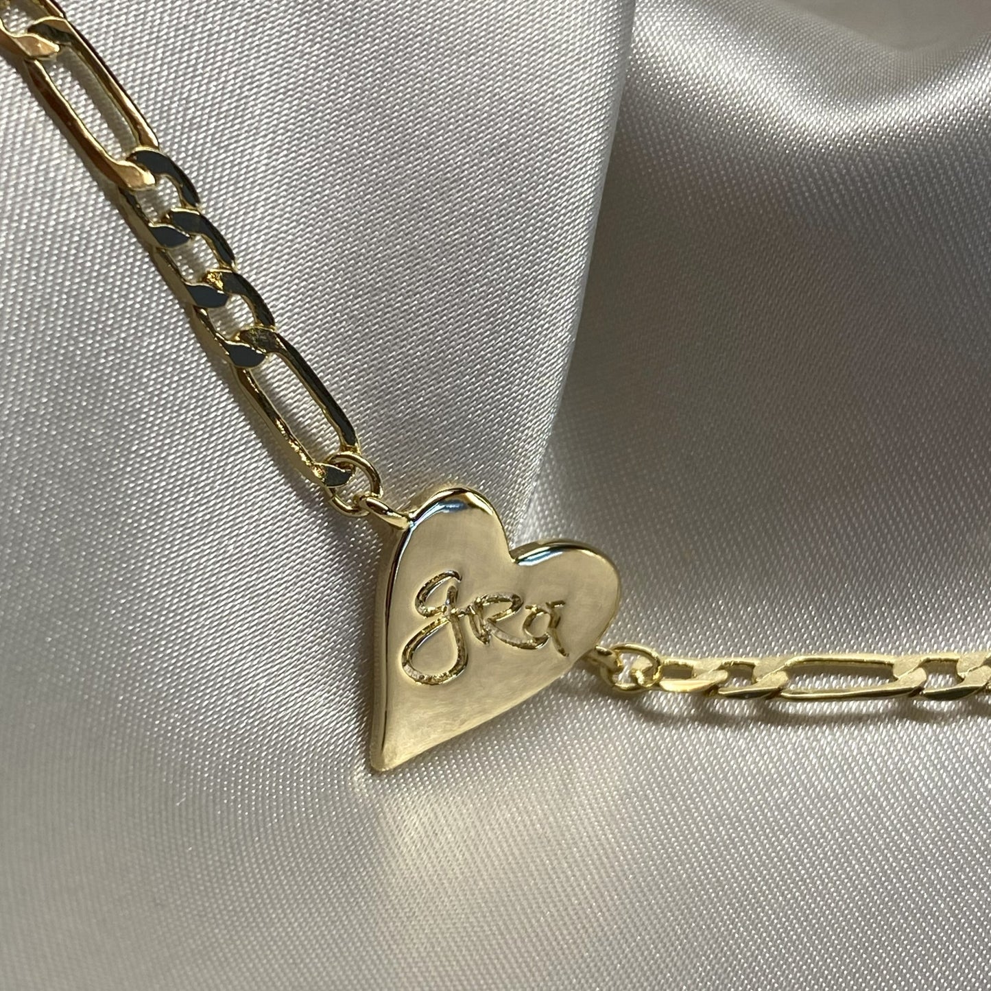 Grá Mór Necklace - Gold