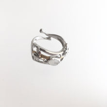 Load image into Gallery viewer, DRAGONFLY Ring with Moonstone + Silver with Gold plate
