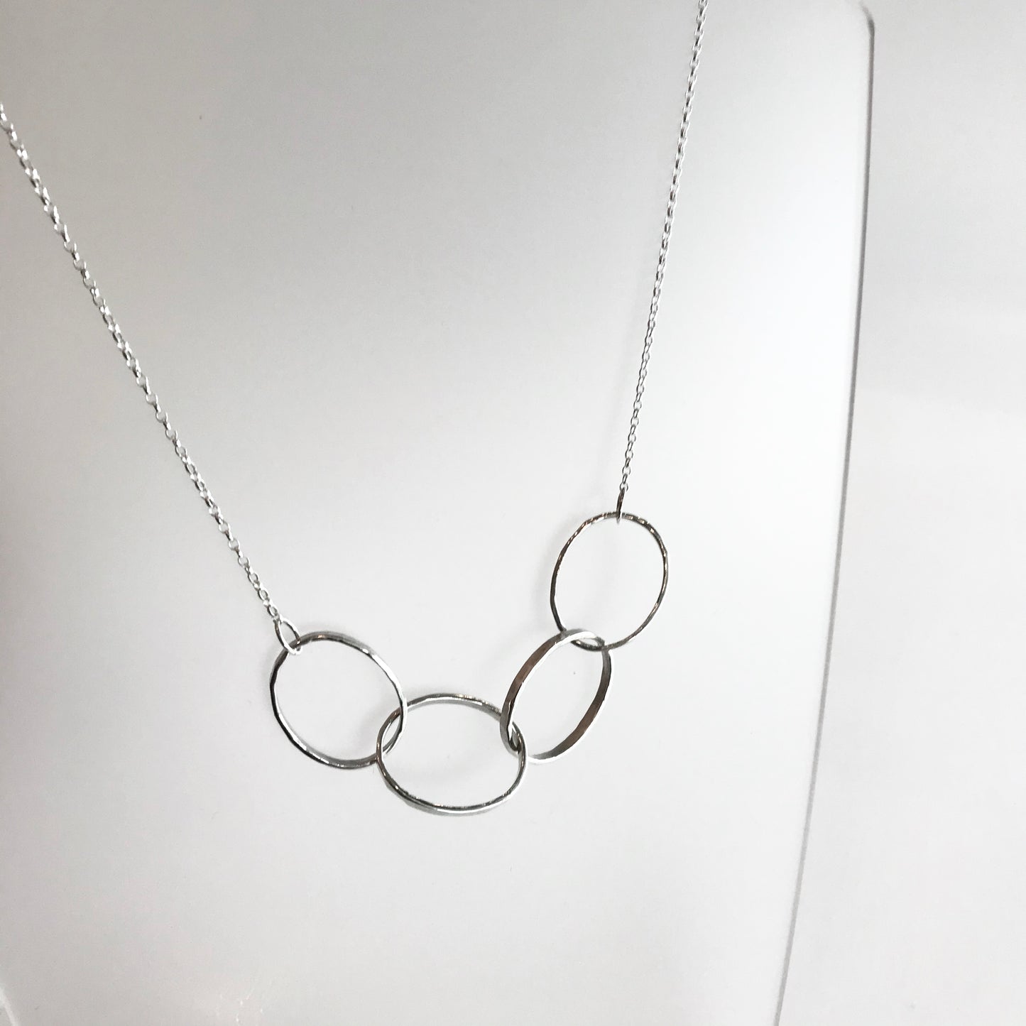 FADA - Beaten Oval Rings Necklace - Made in Ireland
