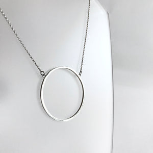 ANCAIRE - Silver Circle Pendant Necklace - Made in Ireland
