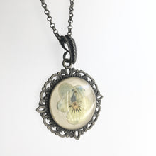Load image into Gallery viewer, PANSY Pendant Necklace
