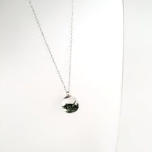 Load image into Gallery viewer, FOREST MOSS Pendant Necklace
