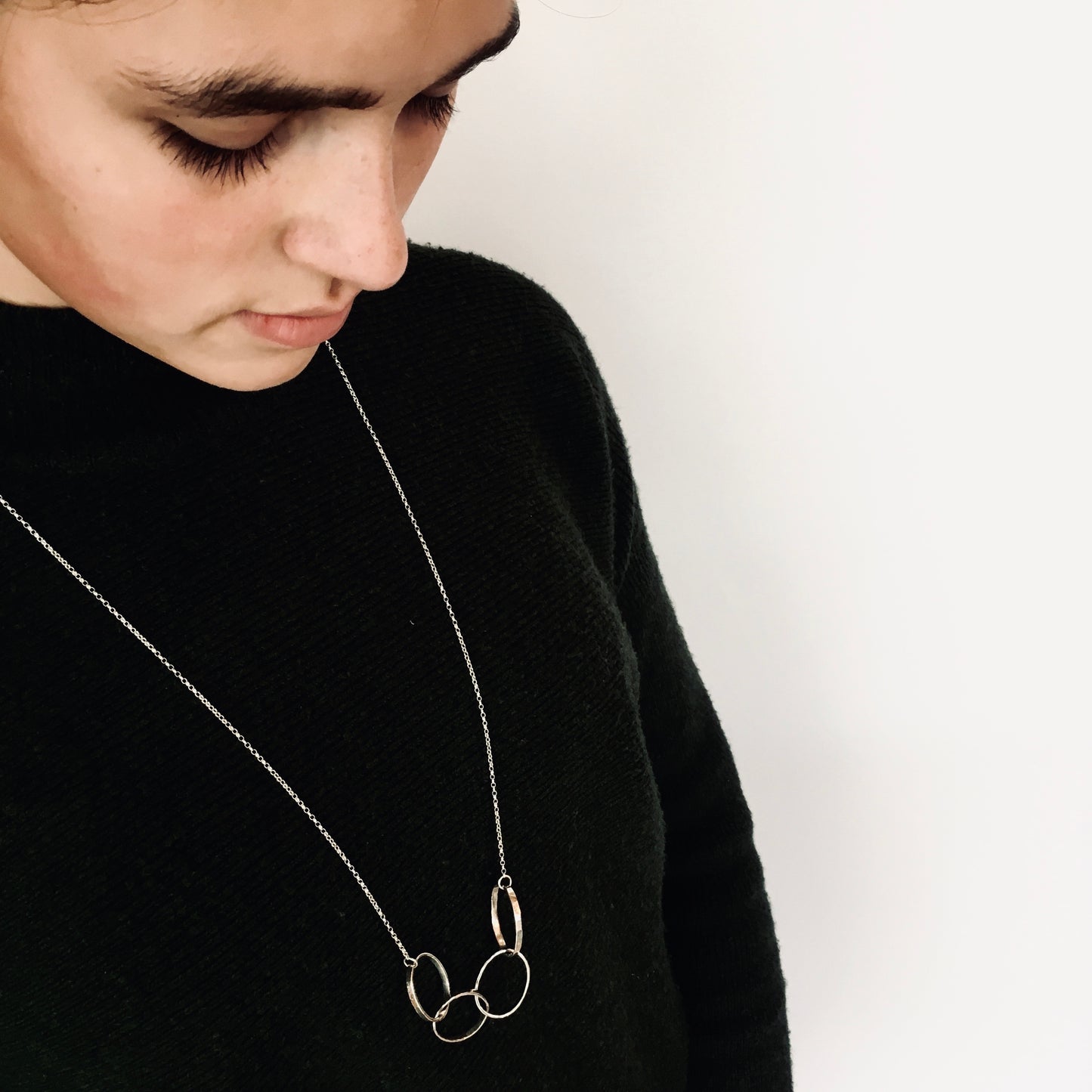 FADA - Beaten Oval Rings Necklace - Made in Ireland