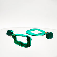 Load image into Gallery viewer, The Garden 1975 - Perspex Mirror Drop Earrings in Green
