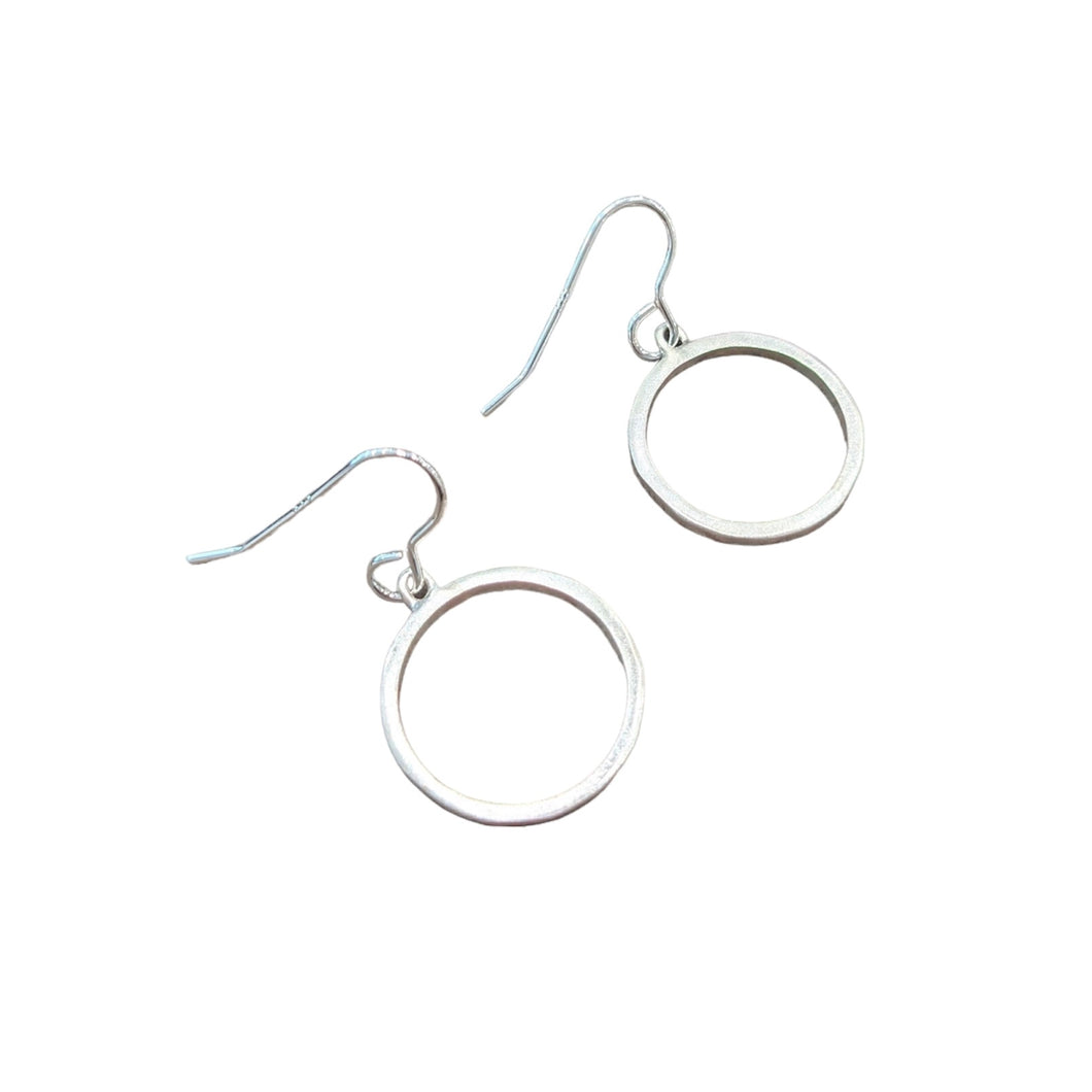 ANCAIRE - Silver Circle Drop Earrings - Made in Ireland