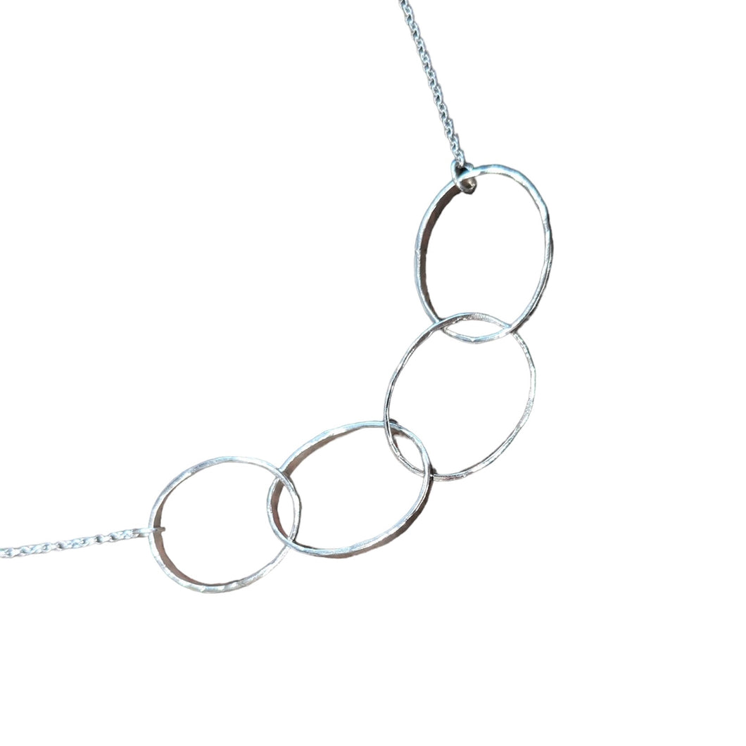 FADA - Beaten Oval Rings Necklace - Made in Ireland