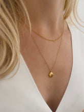 Load image into Gallery viewer, Freya Pendant Necklace - Gold
