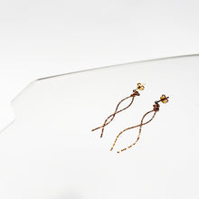 Load image into Gallery viewer, 14kt Goldfill Mini Diverge Earrings
