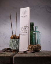 Load image into Gallery viewer, Wicklow&#39;s Way Incense - Oud Noir
