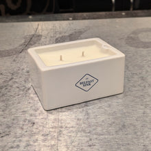 Load image into Gallery viewer, BELFAST SINK CANDLE - Mini Ceramic Model Replica by Cowfield Design
