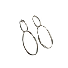 Load image into Gallery viewer, DOUBLE OVAL HOOP Earrings - Silver
