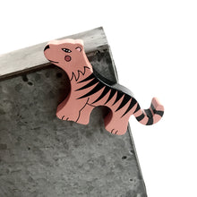 Load image into Gallery viewer, TIGER - Wooden Animal Magnet
