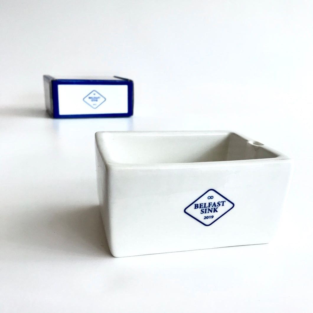 BELFAST SINK - Mini Ceramic Model Replica by Cowfield Design