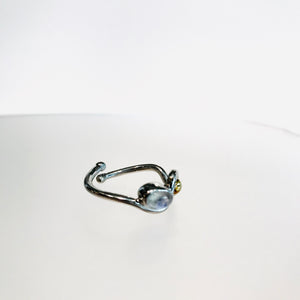 Heartbeat Ring with Moonstone
