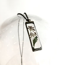 Load image into Gallery viewer, WILDFLOWER Pendant Necklace

