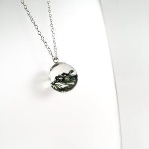 FOREST MOSS Pendant Necklace